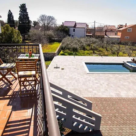 Appartamento Josip With Pool Privlaka (Zadar)